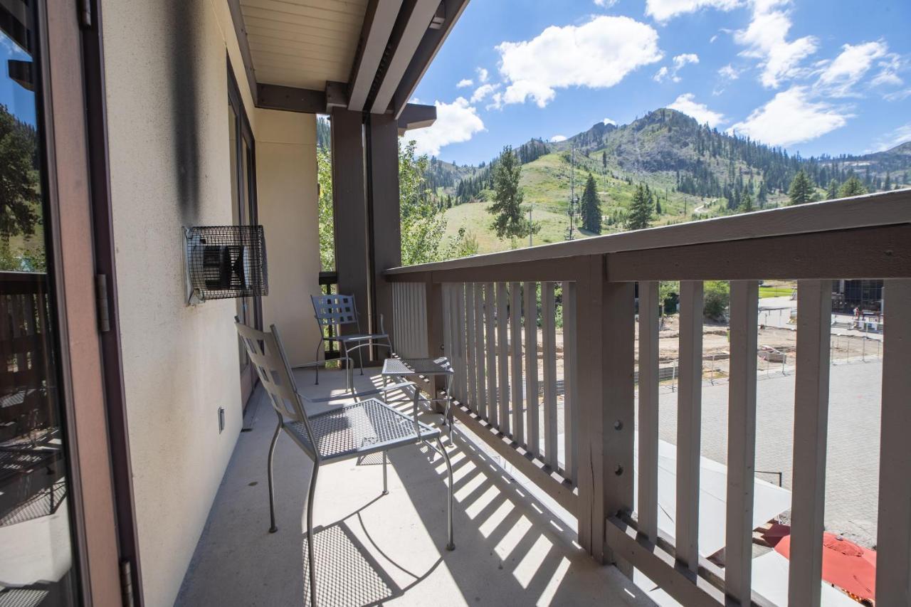 The Village At Palisades Tahoe Olympic Valley  Exterior foto